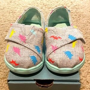 Tom’s Tiny Dinosaur Alpargata